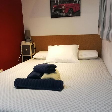 Microloft En Lavapies, 15 Metros Apartment Madrid Luaran gambar